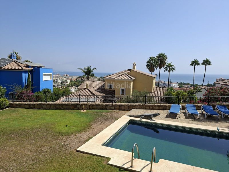 Foto f73cb146-3bf5-48a6-a74f-dba7856b33b0. Xalet amb piscina a Puerto de la Duquesa Manilva