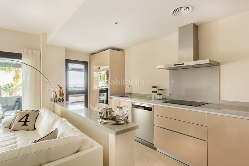 Foto 393d7ece-0fe2-4761-b3d7-01273c870235. Location appartement dans urbanizacion Los Flamingos 145 dans Benahavís