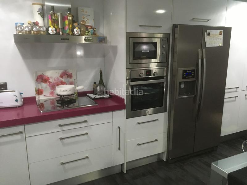 Foto 28cca7d2-124f-46c6-9b58-f8ee04ec7ad8. Casa a schiera in Manantiales-Estación de Autobuses Torremolinos