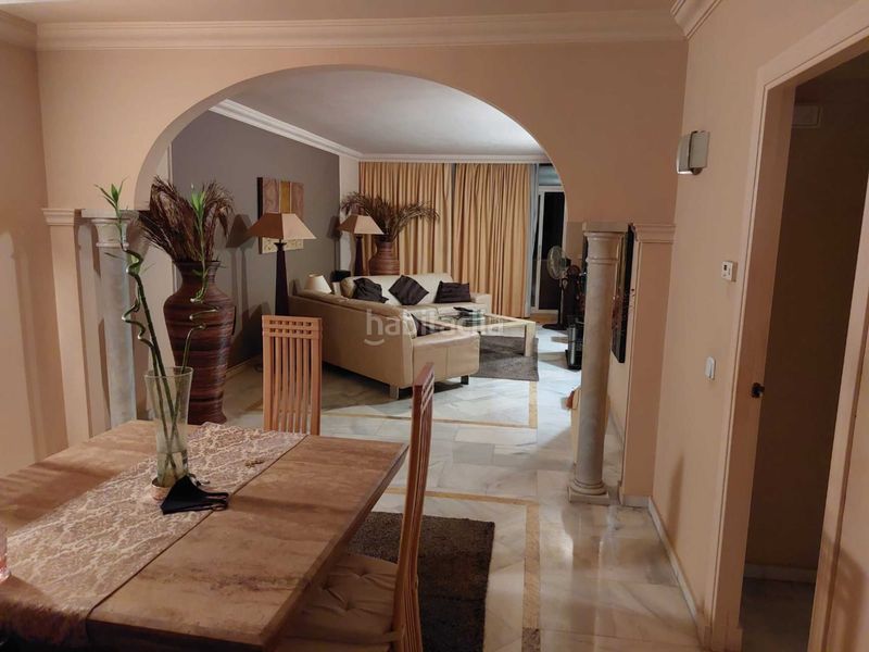 Foto af9b5b49-9603-4c4f-9559-5ee6351cfda1. Pis amb calefacció aparcament piscina a Los Naranjos Marbella