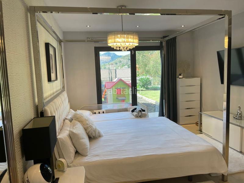 Foto 42d19a78-111b-4597-bb90-57f0fc134618. Location maison jumelée dans calle marbella 10 dans Benahavís