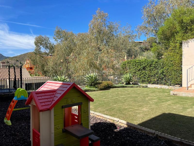 Foto cb7ddbbc-1e76-4a75-b4c5-64286c342892. Location maison jumelée dans calle marbella 10 dans Benahavís