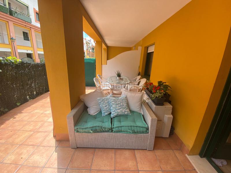 Foto 09cfc3d8-4910-4866-961a-9c12f0b8db0e. Lloguer planta baixa a calle veleta 1 a Nueva Atalaya Estepona