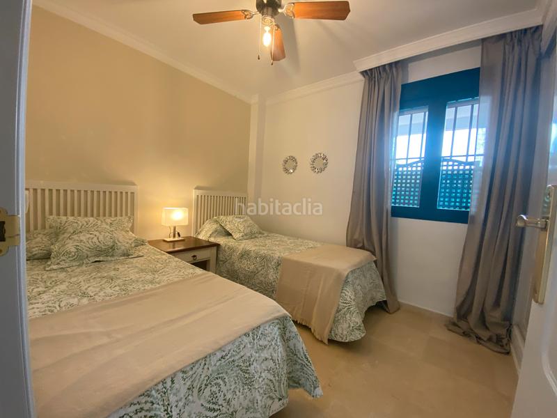 Foto 4027b01a-37b3-4f29-ac30-8901deb2fb64. Lloguer planta baixa a calle veleta 1 a Nueva Atalaya Estepona