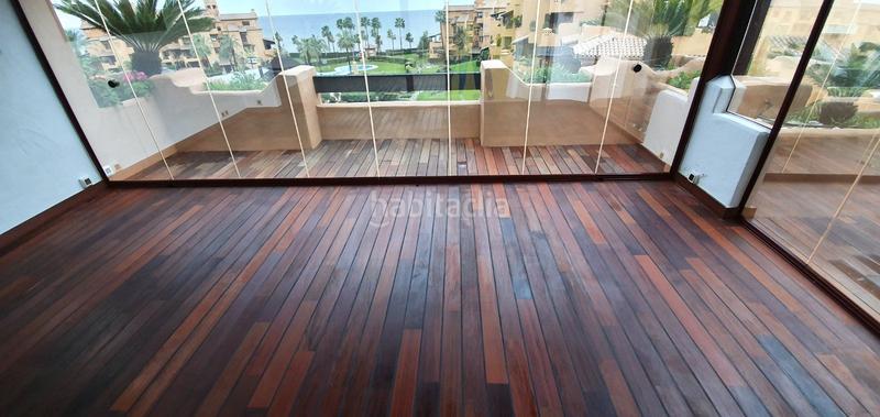 Foto 0cb8fdac-7de9-486d-9515-2b02a6255e4b. Appartamento con riscaldamento parcheggio piscina in Estepona