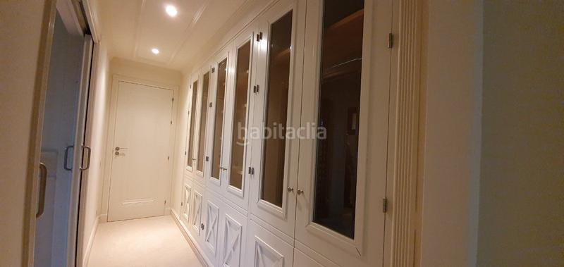 Foto 438c3572-68ae-45c3-82d8-db12731ab3bf. Appartamento con riscaldamento parcheggio piscina in Estepona