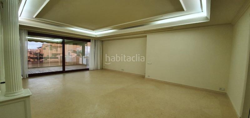 Foto 46164896-9f17-489f-8792-dbbec6f6e996. Appartamento con riscaldamento parcheggio piscina in Estepona