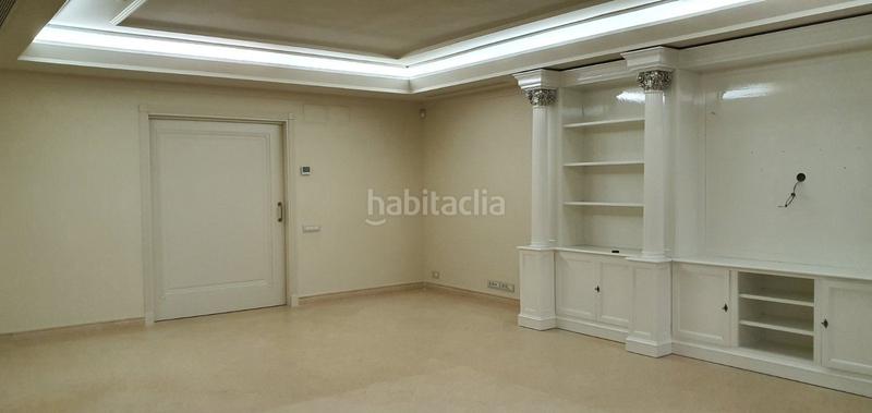 Foto 894aeeb8-6bea-4173-b55d-a79f396359ea. Appartamento con riscaldamento parcheggio piscina in Estepona