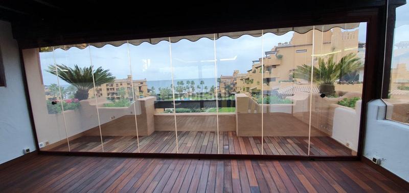 Foto fe8f6d0b-e47b-4540-a259-6eab7bd861bc. Appartamento con riscaldamento parcheggio piscina in Estepona