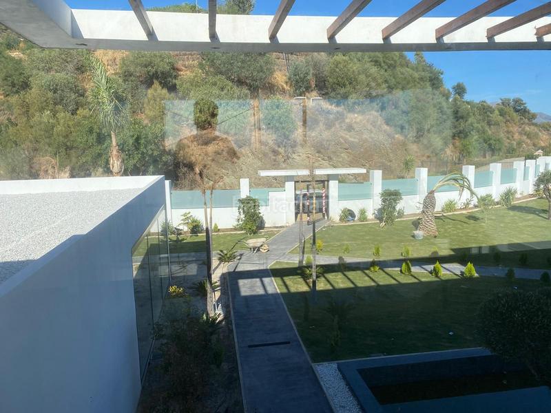 Foto a3439bfe-f08f-4061-b381-10d3dad7c31a. Rent house in n/a in Montemayor - Marbella Club Benahavís