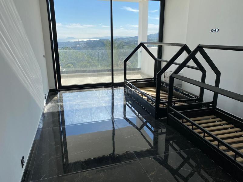 Foto c99aa9f7-368f-4c63-ba1e-4b7dec4223c7. Rent house in n/a in Montemayor - Marbella Club Benahavís