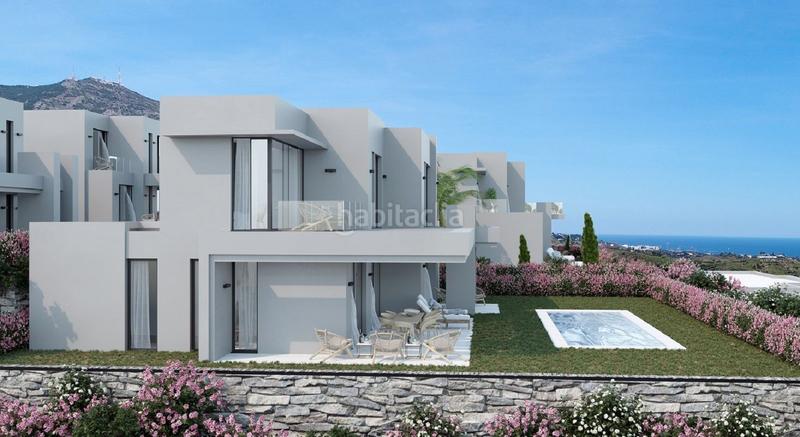 Foto 417bc733-082f-479a-8889-43e72fc201e4. Chalet estas impresionantes propiedades le ofrecen una combinación de mar, sol y montaña con un entorno excepcional. en Mijas