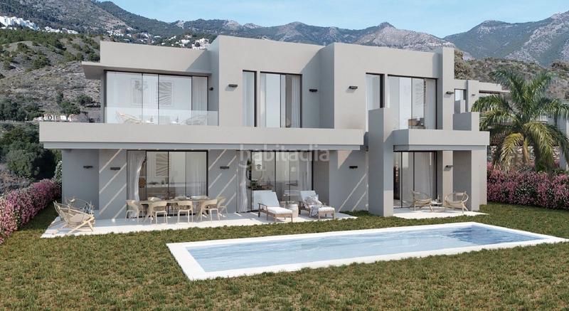 Foto 750d2bd3-1b5d-4f29-b9d6-d87f0c92f628. Chalet estas impresionantes propiedades le ofrecen una combinación de mar, sol y montaña con un entorno excepcional. en Mijas