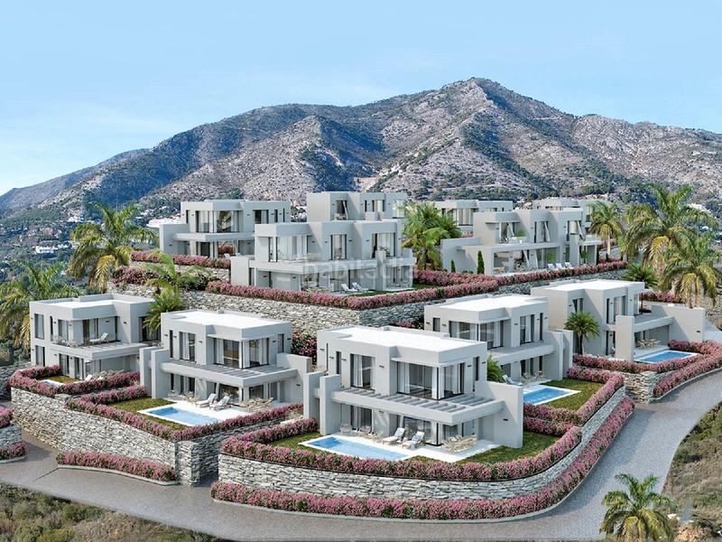 Foto 78eccd96-0c0b-44f6-b09d-ed23fa3141cb. Chalet estas impresionantes propiedades le ofrecen una combinación de mar, sol y montaña con un entorno excepcional. en Mijas