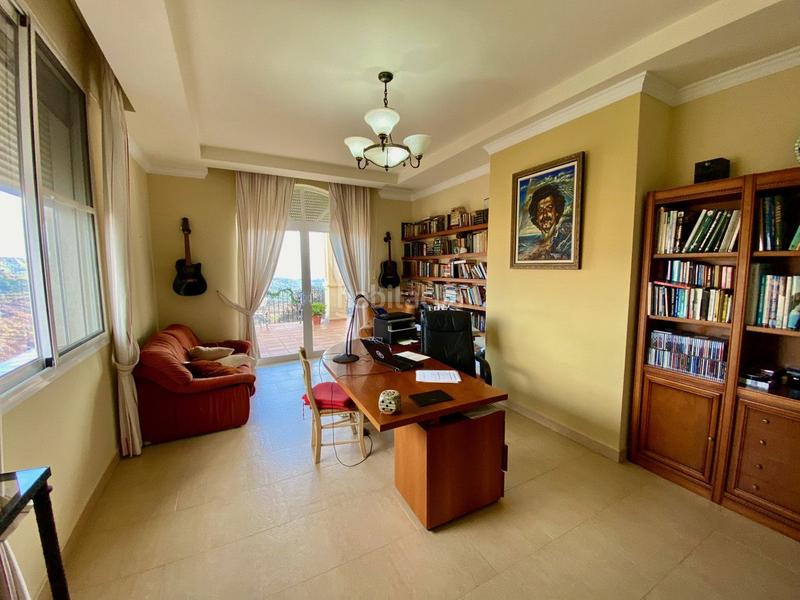 Foto c57af763-f426-40d5-b7a6-4caf3ad3deb3. Location chalet dans n/a dans Centro Estepona