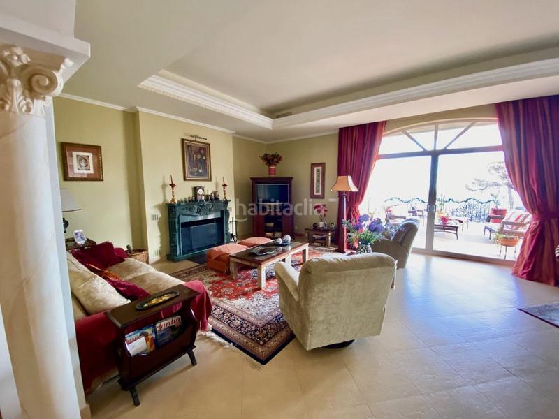 Foto 864d246c-ed73-43a1-ba6f-074267cb855b. Rent chalet in n/a in Centro Estepona