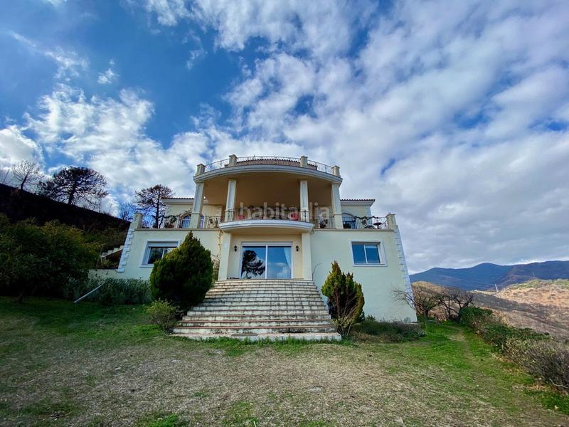 Foto b9d34a58-56ae-43fa-8fb4-bc3a0571a28e. Rent chalet in n/a in Centro Estepona