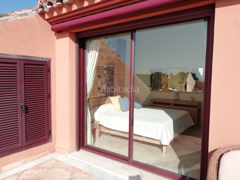 Foto 0c33e999-5f09-47db-bf79-63eae73bd9c2. Zweistöckige wohnung mit heizung parking pool in bahía de Marbella Marbella
