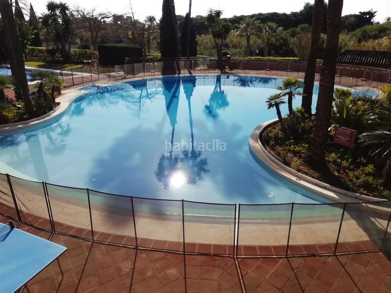 Foto 2d5c1ec5-86f8-43f3-8aa1-260deaf778ec. Zweistöckige wohnung mit heizung parking pool in bahía de Marbella Marbella