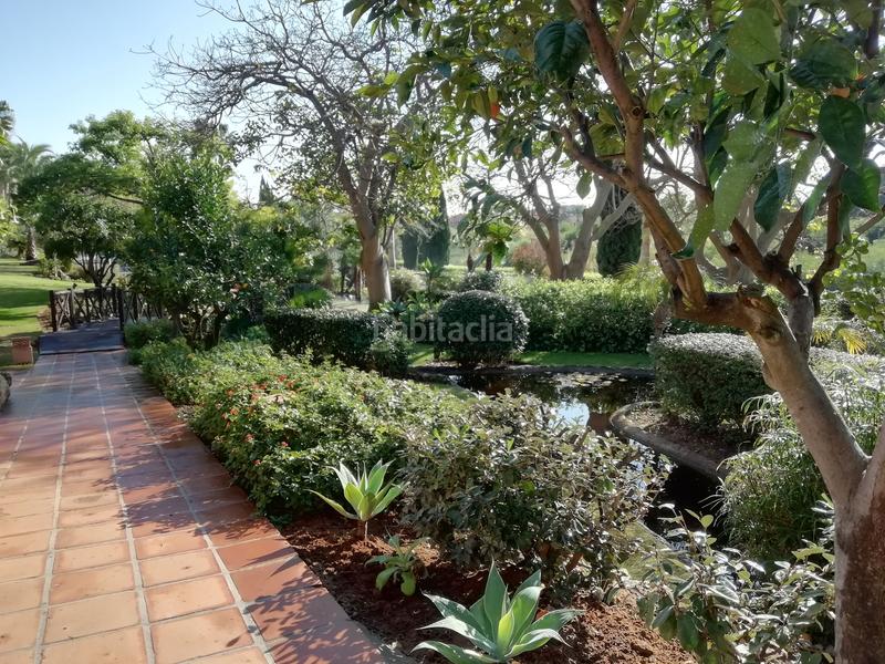 Foto 52493553-f8b1-45a9-beec-3ab7b2b64dc6. Zweistöckige wohnung mit heizung parking pool in bahía de Marbella Marbella