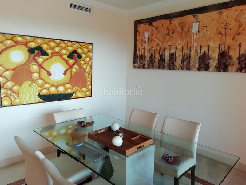 Foto 5c21edf6-cd2f-48da-a9c7-3e4334622a08. Zweistöckige wohnung mit heizung parking pool in bahía de Marbella Marbella