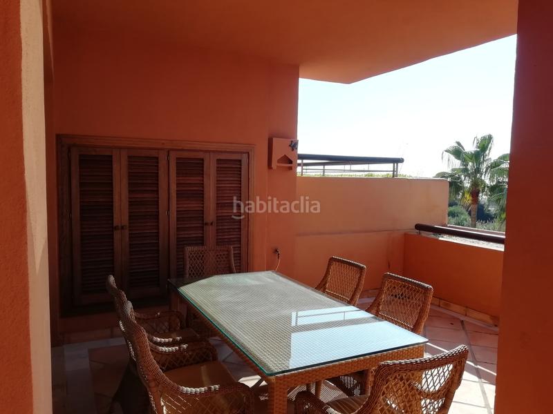 Foto 6454f265-b5e9-4297-89ca-c1d0cc9d72b6. Zweistöckige wohnung mit heizung parking pool in bahía de Marbella Marbella