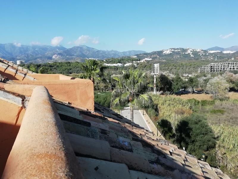 Foto 83c81e8d-7754-40e5-8a51-d581bf406584. Zweistöckige wohnung mit heizung parking pool in bahía de Marbella Marbella