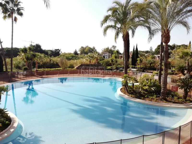 Foto e3459aba-9dbd-43b6-a5f9-2f3ac7e74a82. Zweistöckige wohnung mit heizung parking pool in bahía de Marbella Marbella