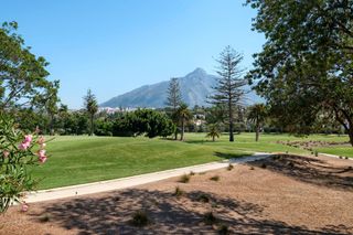 Xalet a Avenida generalife 25