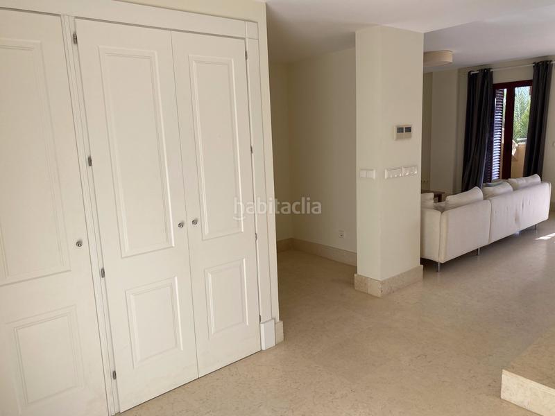 Foto 54c0e3fb-cf89-4ac4-b96b-ea5a6757772e. Dachwohnung in n/a in puerto de Sotogrande-la marina Sotogrande