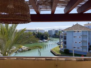 Àtic a Paseo del mar. Fantástico ático en primera línea del puerto deportivo de puerto