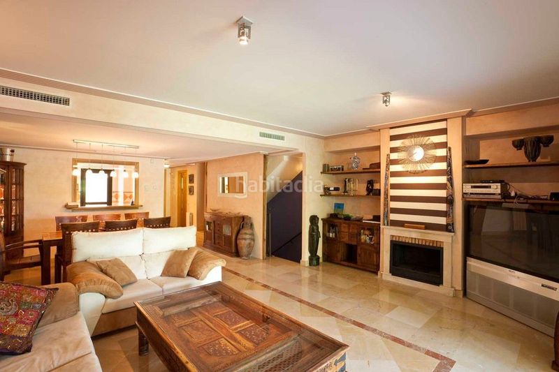 Foto 309d8f52-2f3c-41a5-b1d4-d87f55a51d93. Miete chalet mit heizung parking pool in Puerto Banús Marbella