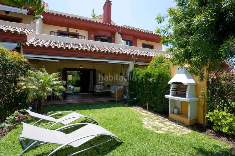 Foto 5a9696e2-8d63-4b79-81dd-26f59a22f3e4. Miete chalet mit heizung parking pool in Puerto Banús Marbella