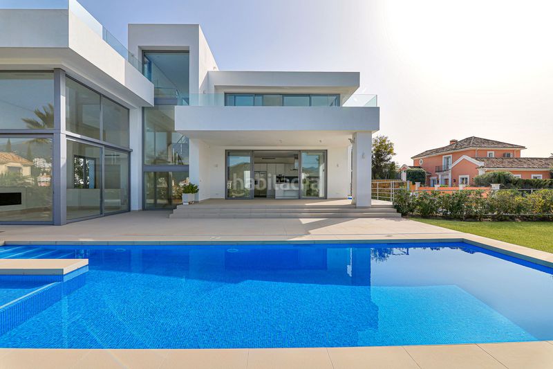 Foto 22145-img789-200842599. Chalet en urbanización el capitán villa contemporánea de calidad de 4 dormitorios de nueva construcción en puerto del capitán. orientación sur a oeste. en Benahavís