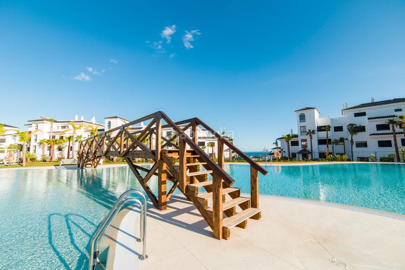 Foto aa5c3ccc-cc16-44ec-8afc-392bcd55adae. Miete appartement mit parking pool in Bel - Air Estepona