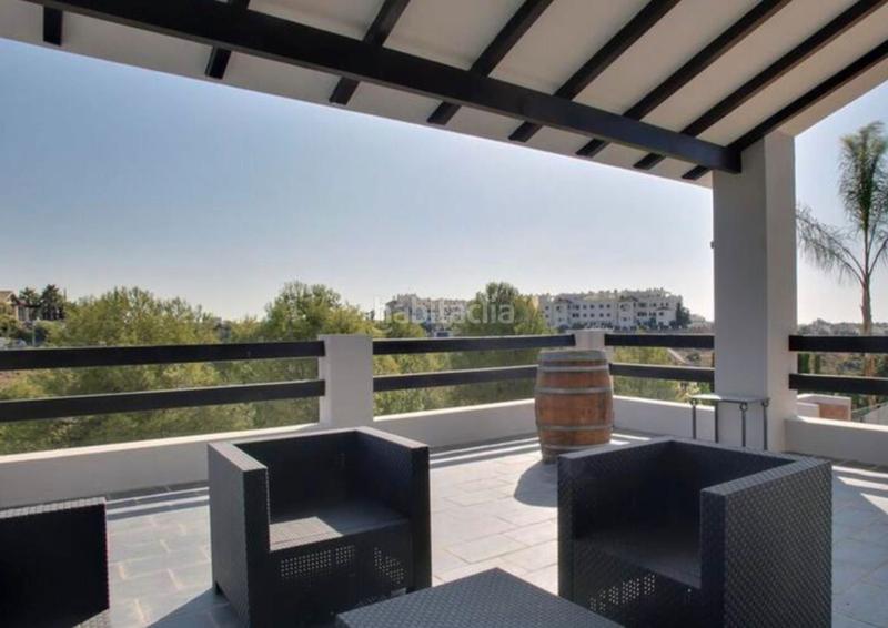 Foto ff7ad6b9-8fb9-4d12-a799-48aa0f5cdfc9. Chalet fantástica villa en new golden mile en La Concha - Resina Golf Estepona