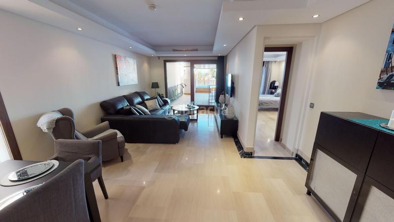Foto eee28c8b-8dd3-4571-85ef-3efe9f1ad790. Appartement dans n/a dans Zona de Punta Plata Estepona