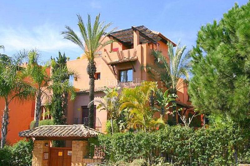 Foto 0fb70f44-3c9a-4a97-b53e-6eb1d66ecd88. Apartamento en Romana Playa Marbella