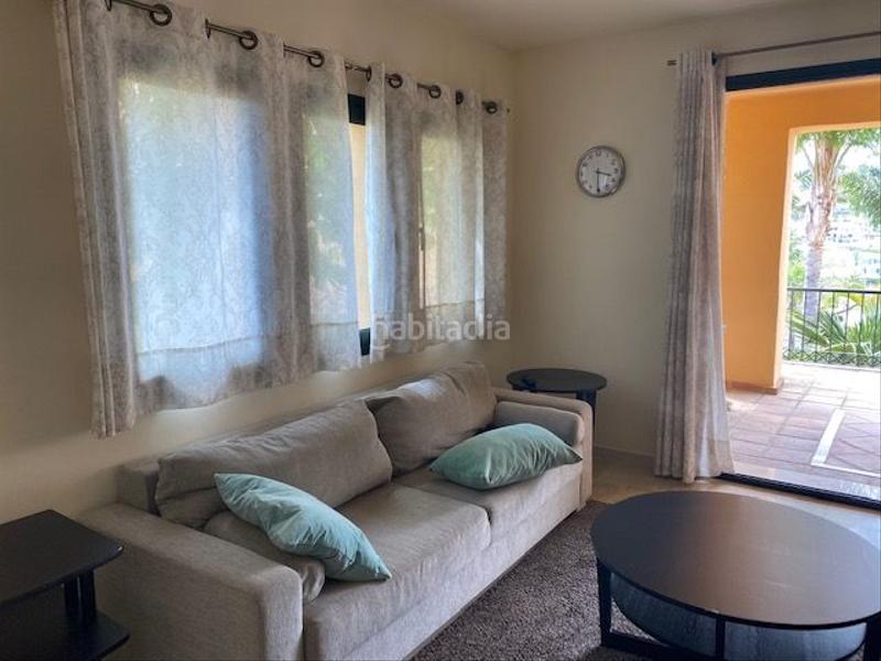 Foto 1f40b0ec-41b9-4aaf-8a92-56b1ef75f834. Lloguer apartament a calle del priorato 10 a Nueva Atalaya Estepona