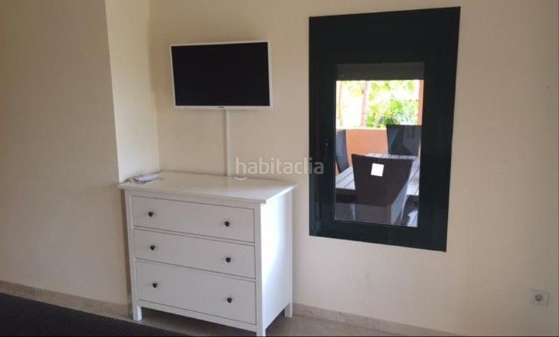 Foto bca26105-f379-46c4-aa28-522b02851f4d. Lloguer apartament a calle del priorato 10 a Nueva Atalaya Estepona