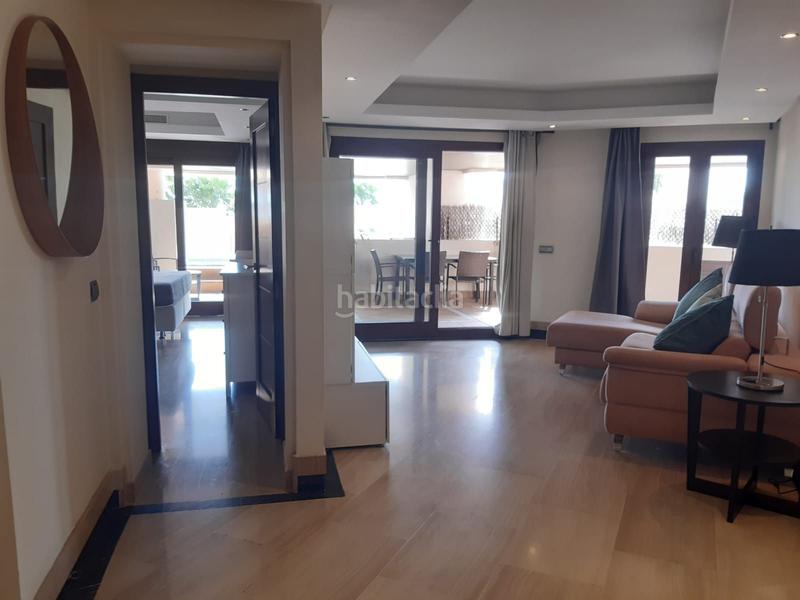 Foto 0f26eacb-fbe1-4126-95c7-dfdac537da8e. Alquiler apartamento en calle las dunas 7 primera línea de playa - apartamento en alquiler para larga temporada en Estepona