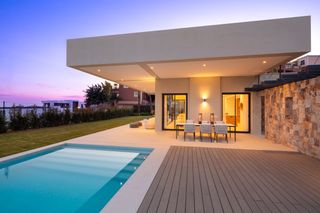 Chalet in Urbanización balcón del golf