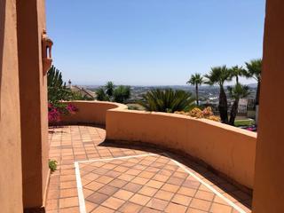 Planta baixa  Urbanizacion n andalucia j. Apartamento de 2 dormitorios y 2 baños con magníficas vistas en