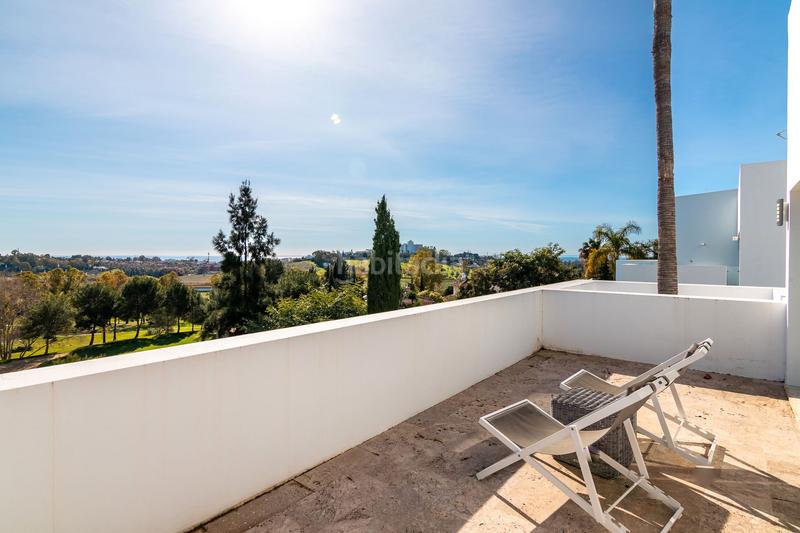 Foto 11d995ae-c9b4-4e97-ae03-75d33b05f70b. Miete chalet mit heizung parking pool in Nueva Atalaya Estepona