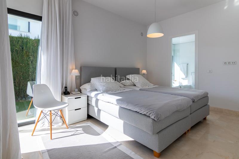 Foto 566b381b-3041-4b1e-bdb8-c9882fee319c. Miete chalet mit heizung parking pool in Nueva Atalaya Estepona