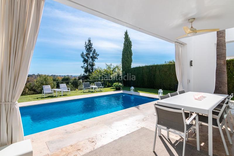 Foto 82357186-ae41-46c6-bba3-2d3f64416473. Rent chalet with heating parking pool in Nueva Atalaya Estepona