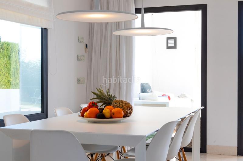 Foto 979a146b-8f0a-46c2-8cce-ee2d64683c5d. Rent chalet with heating parking pool in Nueva Atalaya Estepona