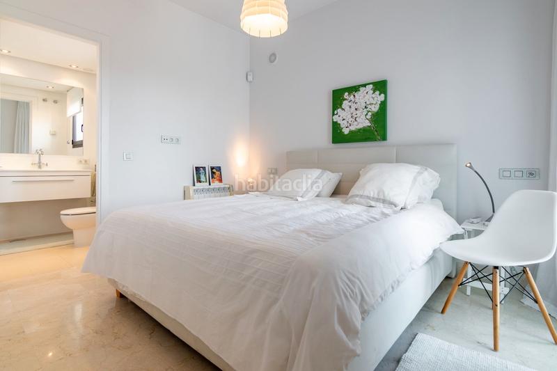 Foto f114ae20-16e6-4ef6-89d5-ae1cedda00cb. Rent chalet with heating parking pool in Nueva Atalaya Estepona