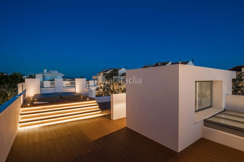 Foto 8d33d077-cc4f-4d15-b445-0578a62b92d0. Xalet a n/a a Playa de la Fontanilla Marbella