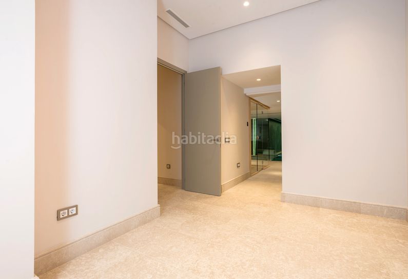 Foto e3c332a5-b2ef-440b-bac8-fef8b323788e. Xalet a n/a a Playa de la Fontanilla Marbella